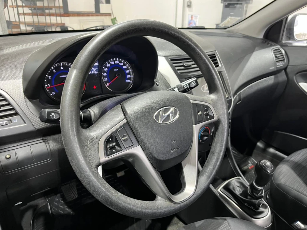 imagen 0 de vehiculo con id 2242